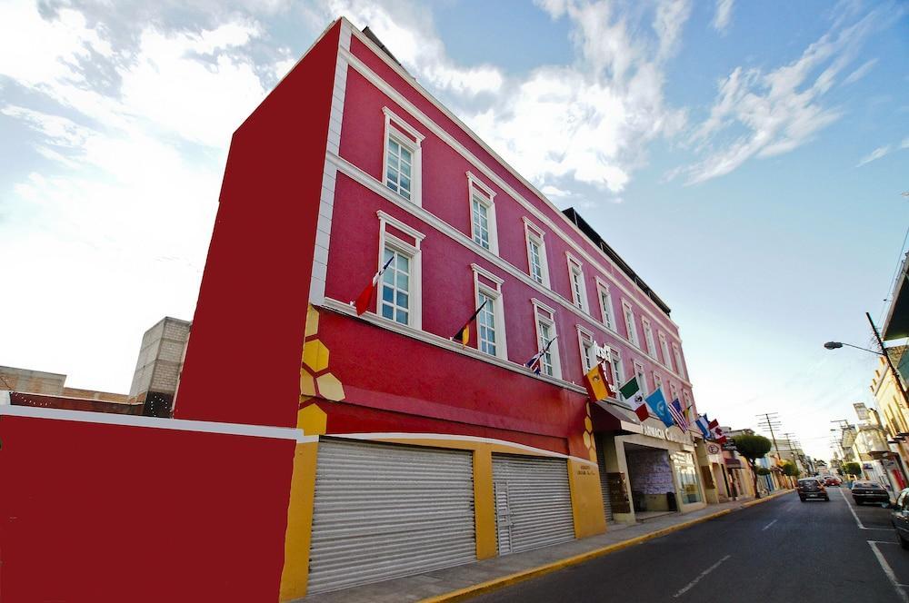 Hotel First Hotel&business 3*