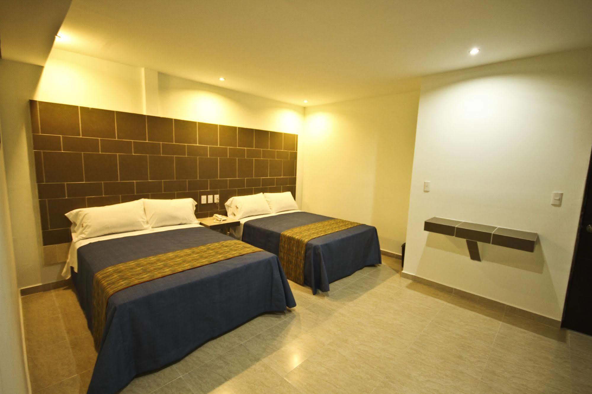 Hotel First & Business
